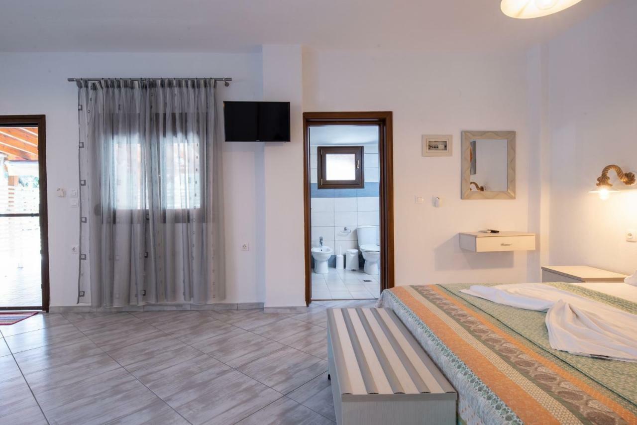 Nikola'S Apartments Toroni Esterno foto